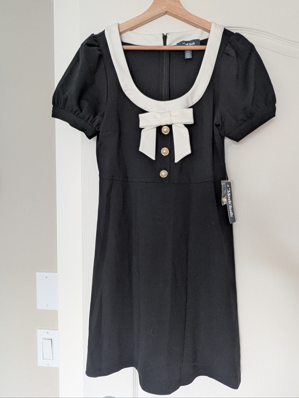 Modcloth babydoll Dress with bow and Pearl Buttons